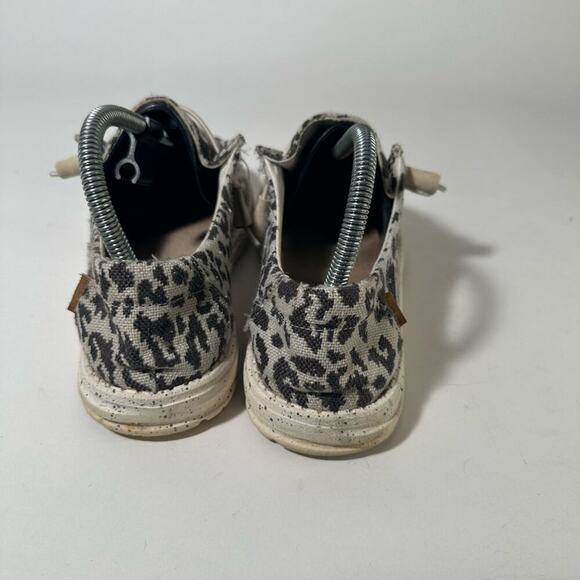 Hey Dude  Wendy Cheetah Print Loafers with Soft Canvas Upper and Flexible Sole - Picture 4 of 10